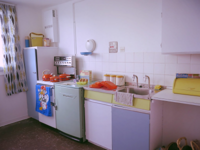 retro kitchen, uncluttered, homes revamped