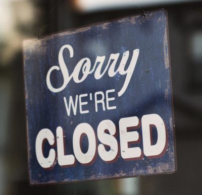 closed sign for kitchen declutter, homes revamped